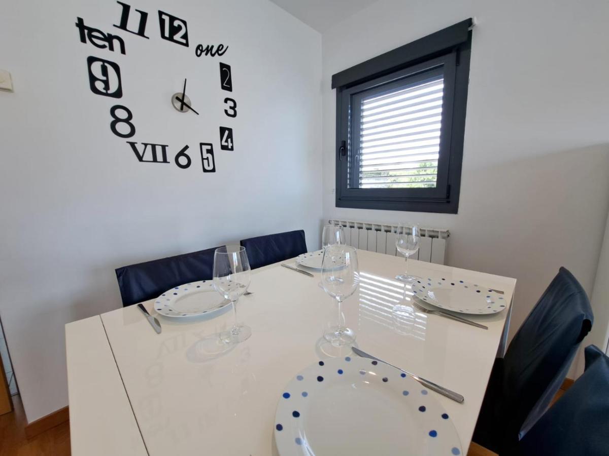 Baiona, Playa Santa Marta, Piscina Apartman Kültér fotó